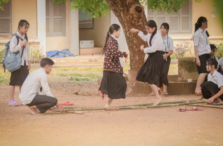 ក្នុងឱកាសបុណ្យចូលឆ្នាំថ្មី ប្រពៃណីជាតិ ក្រសួងអប់រំណែនាំ ពីការលេងល្បែង និងរបាំប្រជាប្រិយខ្មែរ